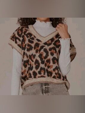 Democracy Leopard Print Wool Blend V-Neck Sweater Vest Size S Oversized